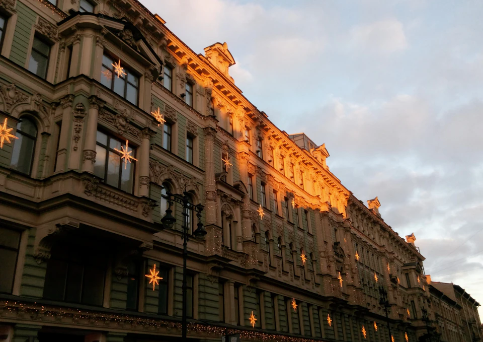 Исторический фасад в центре Санкт-Петербурга